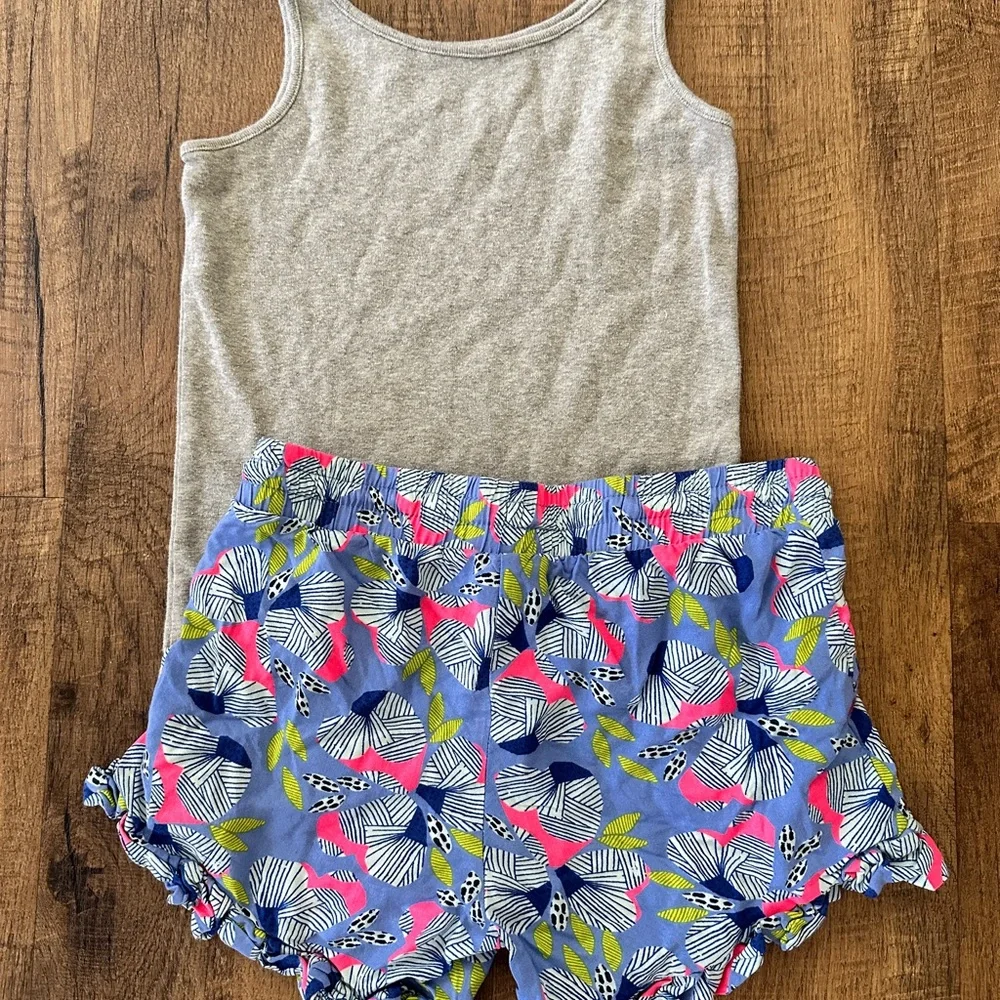Youth Girl’s size Medium Gap Gray Tank Top & cat & Jack Blue Leaf Print Shorts - Picture 3 of 5